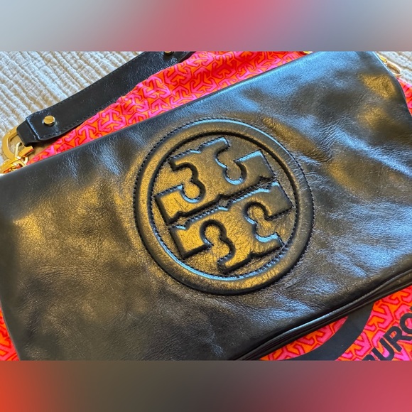 Tory Burch Bombé Reva Clutch in Black - Picture 8 of 10
